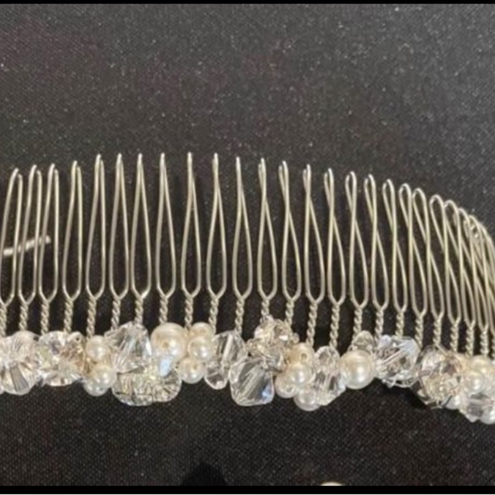 Sara Gabriel bridal headpiece